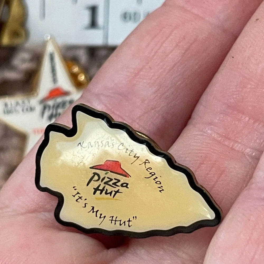Pizza Hit‎ Pin Bundle - Picture 5 of 5